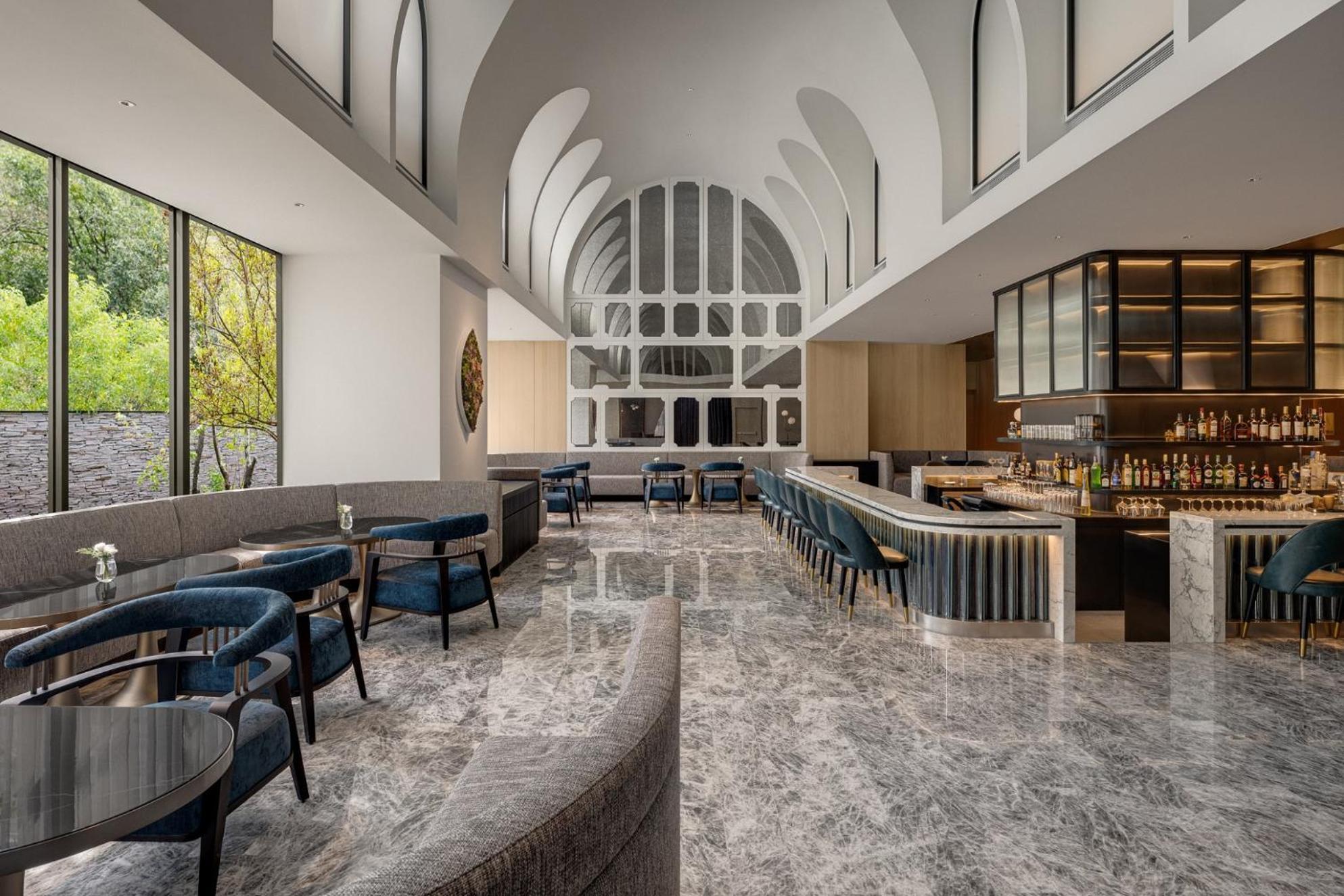 Intercontinental Kaohsiung By Ihg Hotel Exterior photo The Bar